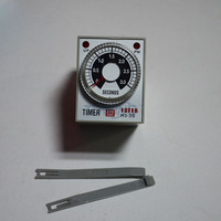 FOTEK H3-3S-220V 0-3S Relay Waktu Analog Penundaan Aktif AC220V Soket 8-Pin Seri H3