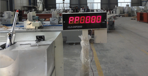 Scie à découper de précision à double tête pour profilés en aluminium, 45 <span class=keywords><strong>et</strong></span> 90 degrés, avec <span class=keywords><strong>mesure</strong></span> numérique - Product Image 2