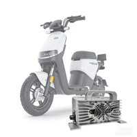 Chargeur de batterie enfichable en aluminium étanche IP67 WFY 12V 12.6V 14.6V 15A 20A pour trottinette électrique à trois roues avec LED, entrée 100-260V
