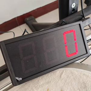 Nouvelle cible murale intelligente avec capteur et minuteur numérique pour <span class=keywords><strong>CrossFit</strong></span> et entraînement de force Hyrox avec balles lestées - Product Image 1