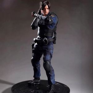 Leon Scott Kennedy Figure Modèle Jouet - Product Image 1
