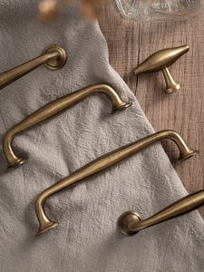 French Retro Solid Brass Cabinet Pull Handles Antique Brass Finish for Drawers Cabinets Wardrobe <strong>Doors</strong> - Product Image 3