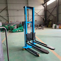 Chariot élévateur hydraulique électrique autoporteur, un chariot élévateur portable pour le chargement et le déchargement de marchandises, utilisé pour le déchargement des camions