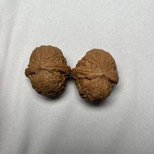 Pinggu Yuanbao, objet de collection haut de gamme en noyer, artisanat écologique fait main, en forme de <span class=keywords><strong>lingot</strong></span> d'or - Product Image 1