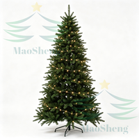 Sapin de Noël artificiel sur mesure OEM en gros de 7 pieds avec lumières LED pré-éclairées pour l'intérieur et l'extérieur
