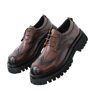 Mocassins Oxford en cuir verni marron pour hommes, chaussures de ville élégantes à enfiler avec plateforme et semelle intermédiaire en caoutchouc antidérapante - Product Image 4