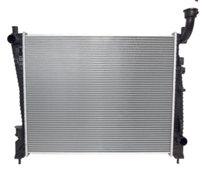 Pièces du système de refroidissement automobile Réservoir d'eau de radiateur en plastique en aluminium pour Jeep Grand Cherokee Radiateur de camion OEM 55038001AG - Product Image 2