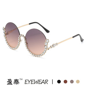 Round Diamond-Studded Metal Sunglasses Gold <b>Frame</b> <b>Pink</b> Gradient Lens Women UV400 Protection - Product Image 4