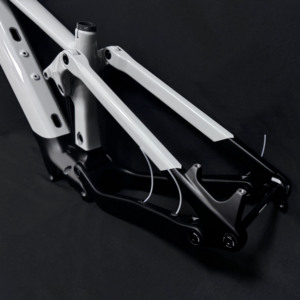 Hot Sản phẩm bán chạy <span class=keywords><strong>2025</strong></span> tùy biến MTB đầy đủ hệ thống treo Ebike khung 29 Carbon Khung chất lượng cao 29er/27.5er bafang M820 48V 835wh - Product Image 6