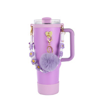 Nouveaux accessoires : Pendentif en corde, pendentif boule en peluche, chaîne, gourde isotherme en acier inoxydable grande capacité
