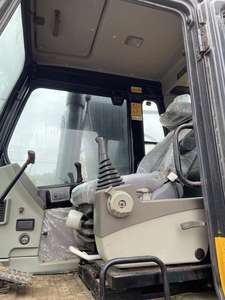 Excavatrice sur chenilles Hyundai 225LC-7 d'occasion en bon état, 22 tonnes, moteur 112 kW, composants principaux, vente à prix réduit avec une haute qualité - Product Image 4