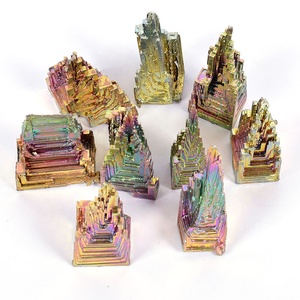 Espécimen de bismuto de arcoíris hermoso al por mayor, espécimen de pirámide, mineral de curación de mineral de cristal - Product Image 1