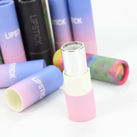 Tube cosmétique rond en papier de carton kraft d'huile de rouleau de Push Up écologique de logo personnalisé pour le conteneur de baume à lèvres