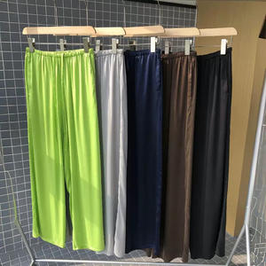Pantalon d'été décontracté pour femme en satin de soie extensible, style américain, taille élastique, coupe droite, ample et large - Product Image 4