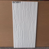 Carreaux muraux en céramique de porcelaine 300x600mm, finition grain de bois, pour extérieur, villa, cour, balcon, style antique concave-convexe