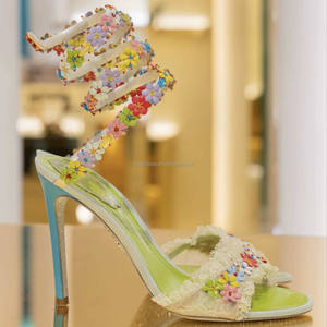 Sexy Pérolas Multicoloridas Flores Cristal Flor Sandália Sapatos De Noiva Rendas 3D Floral Bordado Strass Salto Sandália De Casamento - Product Image 4