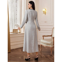 Fabricant OEM ODM sur mesure, robe maxi en tweed gris pour femmes, col carré, manches longues, bordure tressée, boutons dorés, hiver, sur mesure
