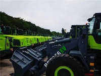 Chargeurs électriques BRETON BRT956EV Chargeuse sur pneus de 5 tonnes avec alimentation par batterie