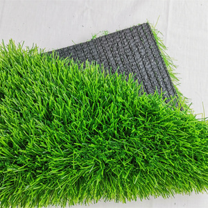 Césped artificial de paisaje resistente a los rayos UV para paisajismo doméstico - Product Image 6