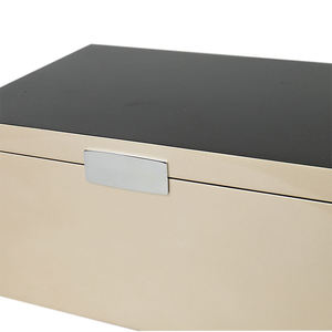 Caja de Madera de Fibra de Densidad Media Lacada en Negro, Hecha a Mano, de Alta Gama, con Cierre Plateado y Tapa Magnética Rectangular para Joyería - Product Image 4