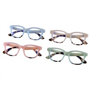 Gafas de lectura de lujo para mujer con acetato, lentes progresivas y diseño fotocromático. - Product Image 1