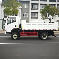 Camion benne léger tout-terrain 4x4 Sinotruk HOWO 10 tonnes pour le transport sur routes boueuses