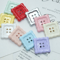 Bouton carré en résine écologique à quatre trous, coloré et personnalisé, lisse, pour vêtements, chaussures, chaussettes, vente en gros