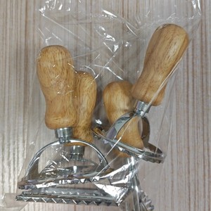 Outils de pâtisserie, moule à raviolis manuel, <span class=keywords><strong>emporte</strong></span>-pièce <span class=keywords><strong>pour</strong></span> biscuits, <span class=keywords><strong>emporte</strong></span>-pièce <span class=keywords><strong>pour</strong></span> gâteaux avec manche en bois - Product Image 3