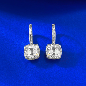 ต่างหูเงินแท้ S925 สำหรับผู้หญิง ขนาด 8 * 8 มม. รุ่น Fat Fang Lao Ochie ดีไซน์เก๋ ทันสมัย เหมาะสำหรับใส่ไปทำงานหรือในงานแต่งงาน - Product Image 1