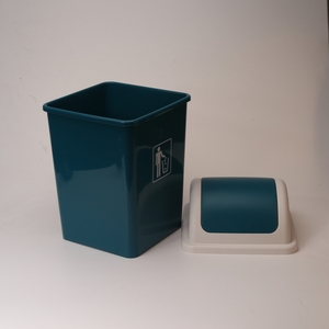 Cubo de basura cuadrado con tapa enrollable para oficina y cocina, cubo de basura apilable de plástico con cubierta - Product Image 5