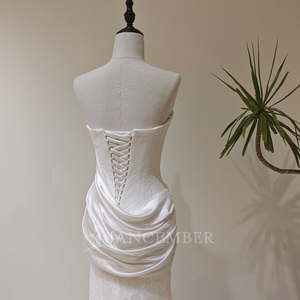 LY105 ชุดแต่งงานลูกไม้สีงาช้างปักลายหวานใจสุดพิเศษพร้อมผ้าคลุมไหล่ - Product Image 4