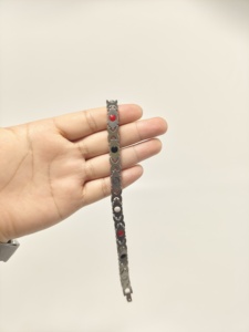 Bracelet magnétique en zircon <span class=keywords><strong>rose</strong></span> élégant bijoux de thérapie par ions négatifs en <span class=keywords><strong>tourmaline</strong></span> bracelet de guérison réglable pour le soulagement de la douleur à la main - Product Image 5