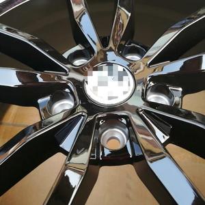 Venta al por mayor de fábrica: Llanta de aleación fundida 18x8, 5 orificios 5x112, ET45, CB57.1, negro brillante plateado, 5 radios en Y, para automóvil, suministro a granel 5419 - Product Image 4