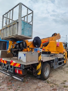 <span class=keywords><strong>Camion</strong></span> <span class=keywords><strong>nacelle</strong></span> <span class=keywords><strong>articulée</strong></span> JMC 27m d'occasion, modèle 2018-2022, pour travaux en hauteur, 4x2 - Product Image 5