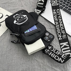 Bolso cruzado de nailon para teléfono con estampado de dibujos animados, cierre de cremallera y tarjetero para uso diario, Verano 2025 - Product Image 1