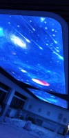 Plafond tendu acoustique super durable en film souple pour boîte à lumière - Membrane rétroéclairée UV IP65, cadre en aluminium pour cinéma et théâtre