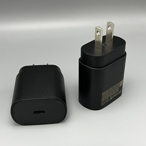 Caricatore da Muro 25W US con Adattatore PD e Porta USB-C per Ricarica Super Veloce, Compatibile con Samsung Note 10 20 S25 iPhone 15 16, Alta Qualità - Product Image 1
