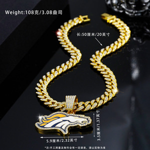 Kalung Rantai Cuban Link <span class=keywords><strong>Denver</strong></span> <span class=keywords><strong>Broncos</strong></span> Ukuran Besar Khusus dari Bahan Alloy Mewah untuk Pria Hip Hop, Penuh Kristal Berkilau - Product Image 3