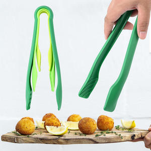 ที่คีบอาหารพลาสติกสีเขียวชุด 3 ชิ้นเครื่องมือทำอาหารในครัวกันลื่นสำหรับการจัดการขนมปังเค้กสลัด - Product Image 1