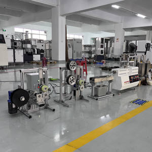 Extrudeuse de filament <span class=keywords><strong>d</strong></span>'impression 3D de haute précision pour centre de R&<span class=keywords><strong>D</strong></span>, extrudeuse de laboratoire pour filament rempli de fibres de carbone - Product Image 1