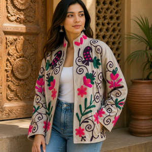 Chaqueta de Terciopelo Bordada a Mano con Diseño Moderno y Textiles Tradicionales, Estilo Boho Chic, Chaqueta Suzani Floral, Blazer Distintivo - Product Image 1