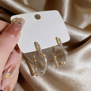 Pendientes Tiyo con Corte Asscher en Forma de Corazón, Color Dorado, para Uso Diario de Mujer, Chapados en Oro de 14K, Aleación de Zinc, Estilo Moderno, Zhejiang - Product Image 3