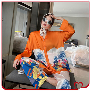 Silk Loungewear <span class=keywords><strong>XXL</strong></span> Plus Size <span class=keywords><strong>pigiama</strong></span> da <span class=keywords><strong>donna</strong></span> Set <span class=keywords><strong>pigiama</strong></span> con scollo a V Design Luxury Cross Letter Print <span class=keywords><strong>pigiama</strong></span> - Product Image 4