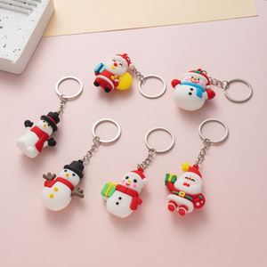 Llavero de PVC de goma suave, bonito colgante navideño de Papá Noel y árbol de Navidad, muñeco colgante, pequeño regalo - Product Image 5