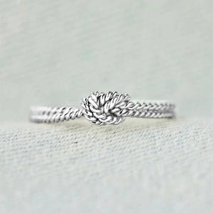 Anello Nuziale H506 con Fiocco in Argento, Gioiello Unisex Classico Senza Pietre e Senza Incastonature - Product Image 1