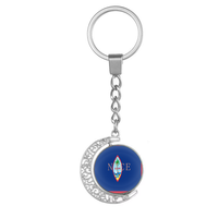 Porte-clés rotatif personnalisé en forme de lune à motif ajouré, porte-clés double face en alliage avec drapeau Saint-Martin pour cadeau souvenir événementiel