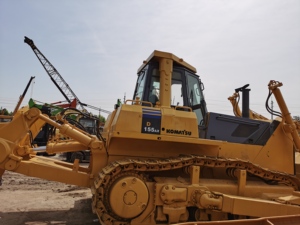 Topadora Usada Komatsu D155 D155A D155A-2 para Venta al por Mayor - Product Image 2