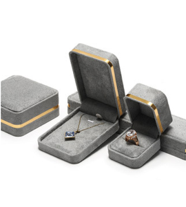 <span class=keywords><strong>Boîte</strong></span> <span class=keywords><strong>à</strong></span> bijoux en velours solide, emballage personnalisé, <span class=keywords><strong>boîte</strong></span> <span class=keywords><strong>à</strong></span> bijoux <span class=keywords><strong>personnalisée</strong></span>, <span class=keywords><strong>boîte</strong></span> <span class=keywords><strong>à</strong></span> bagues de mariage avec logo - Product Image 6
