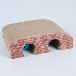 Katzen-Kratzbrett mit Rotierender Strecke, Interaktives Verwandlungsbogen-Brücken-Design, Krallenpflege-Spielzeug aus Wellpappe, Haustierzubehör - Product Image 1