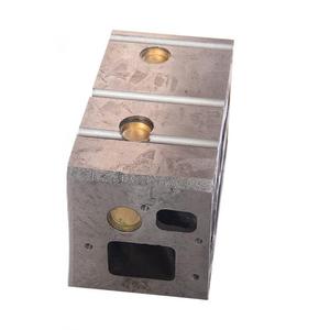 อะไหล่เครื่องยนต์ 61560040040A ฝาสูบ โรงงานเครื่องจักรจีน - Product Image 1